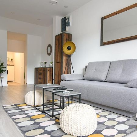 Apartman Sokol**** Lägenhet Velika Gorica Exteriör bild