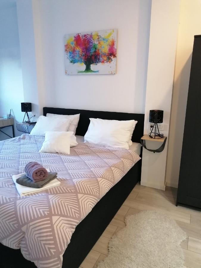 Apartman Sokol**** Lägenhet Velika Gorica Exteriör bild